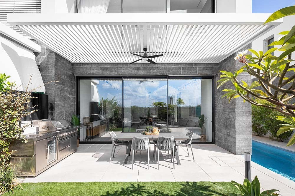 How to Choose the Right Waterproof Ceiling Fans for your Home or Business